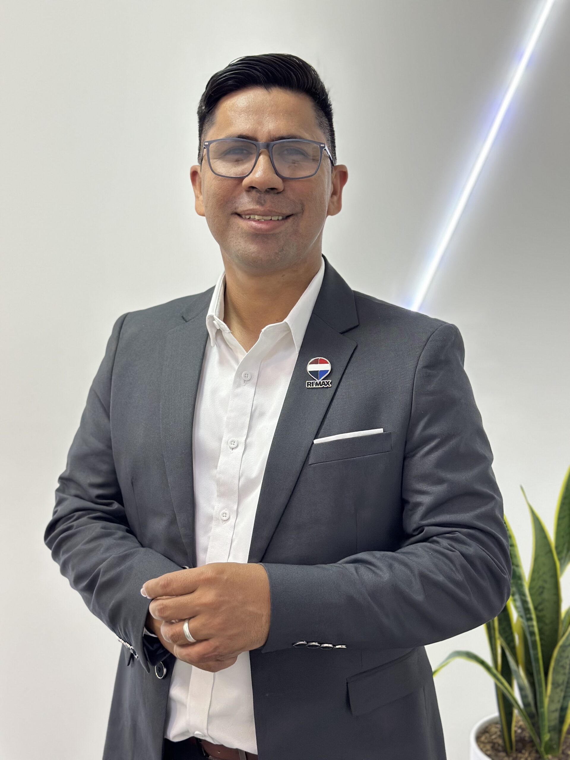 Manuel Torres - Agente RE/MAX Futuro